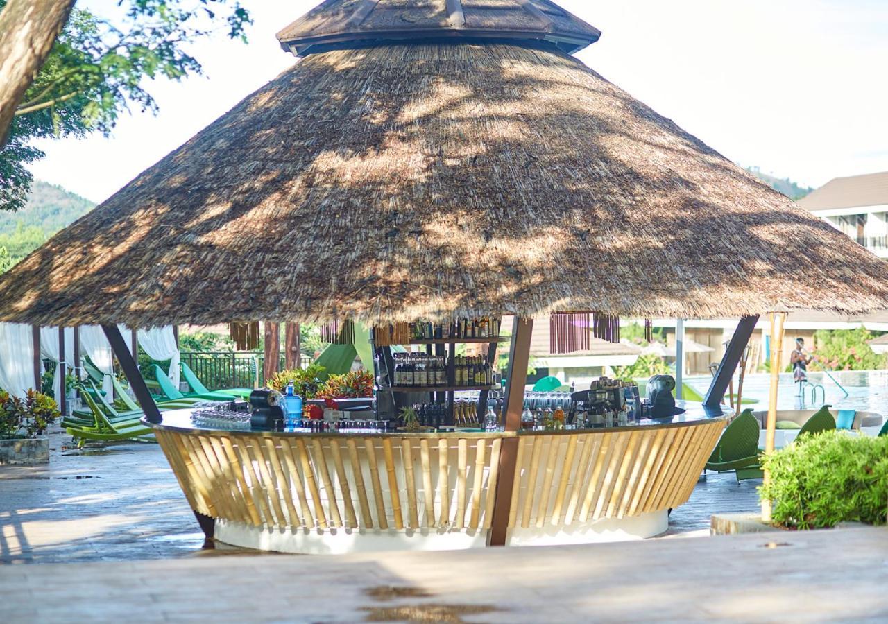 Tag Resort Coron Exteriör bild